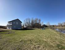 135 Victoria Dr. WATERFRONT