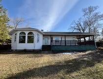 1 Olafson Blvd.  LAKEFRONT