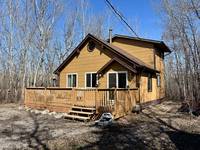 2 Bayview Cres.